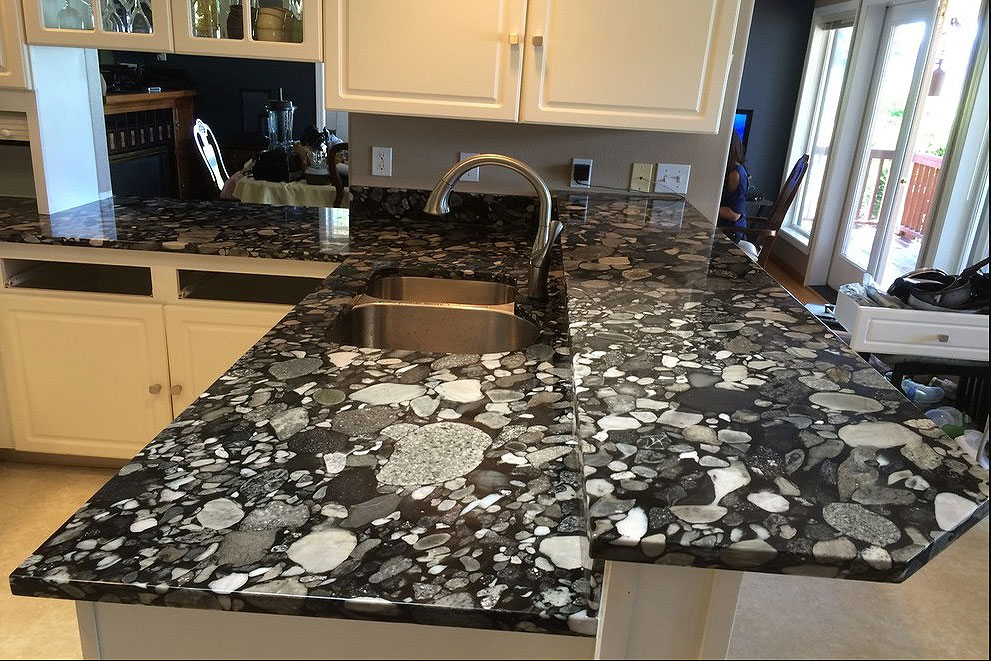 36 Fabulous Black Granite Countertops Design Ideas