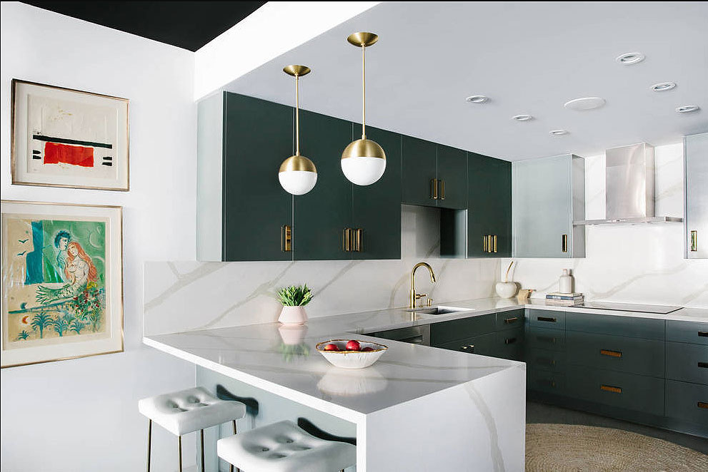 silestone eternal calacatta gold kitchen tops full height slab backsplash white quartz
