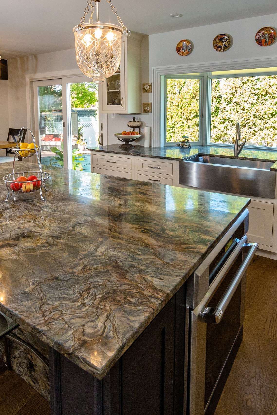 Countertop And Flooring Ideas For Modern Interiors