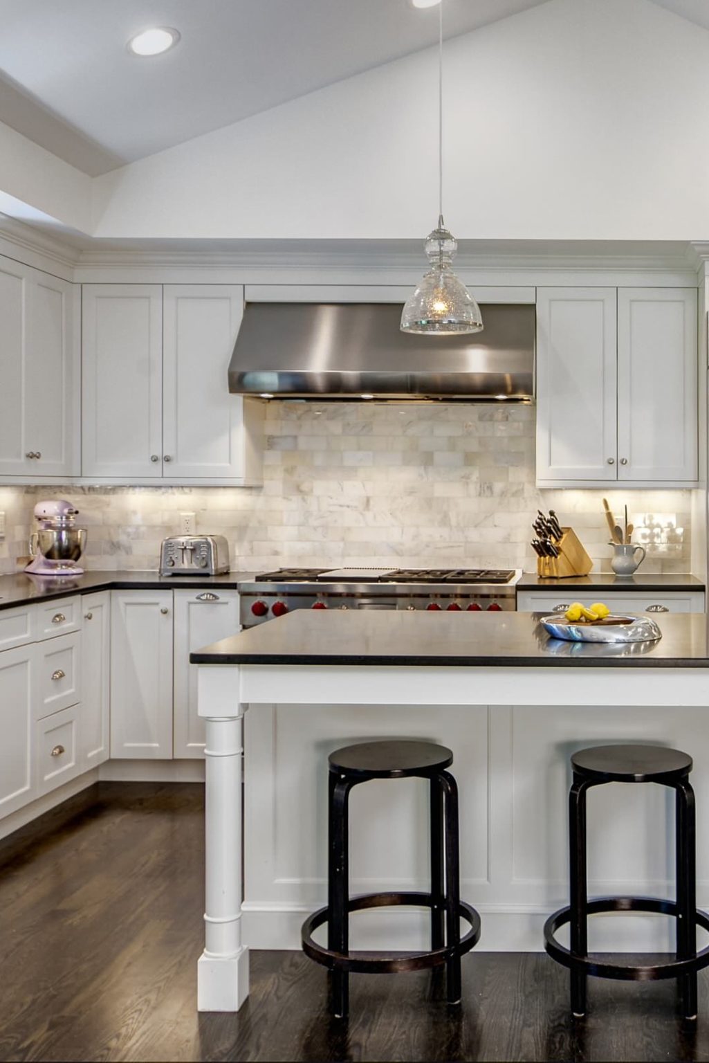 36+ Enviable Black Granite Countertops With White Cabinets