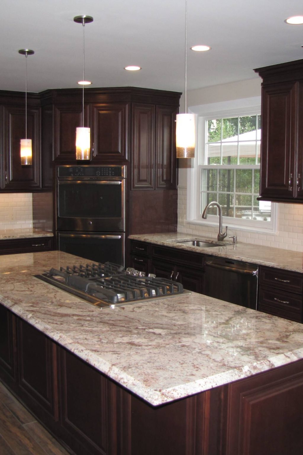 38+ Dark Cabinets With White Granite Countertops