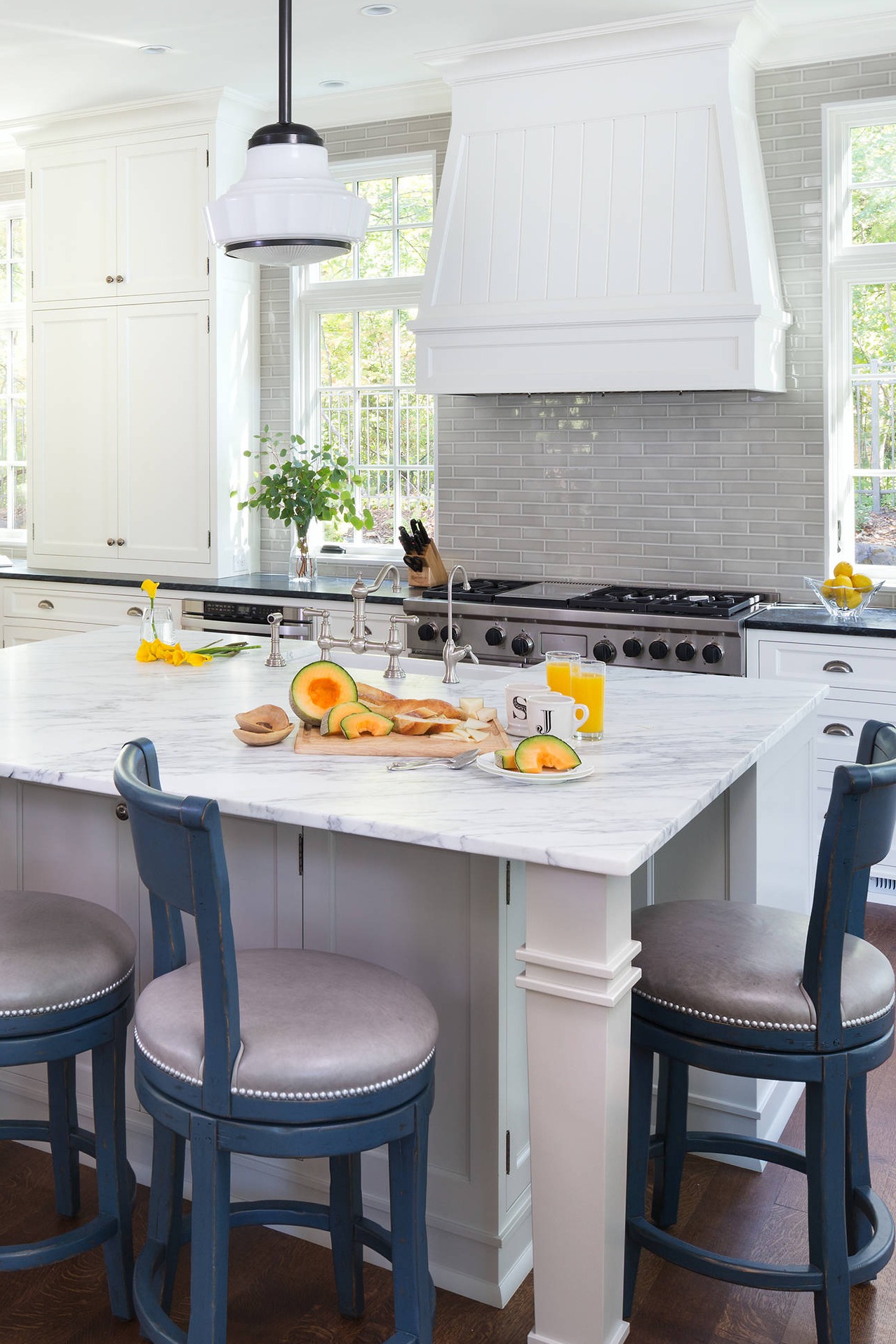 Black Granite Kitchen White Marble Island Countertops Gray Subway Backsplash Dark Hardwood