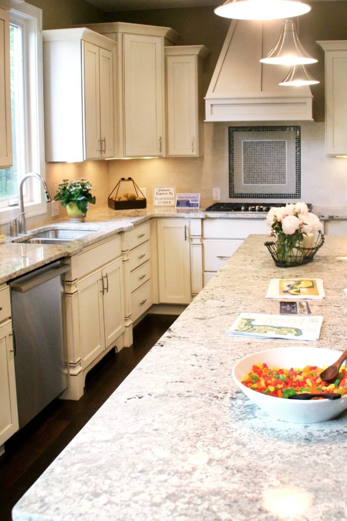 Inspiring Granite Countertop With White Cabinets