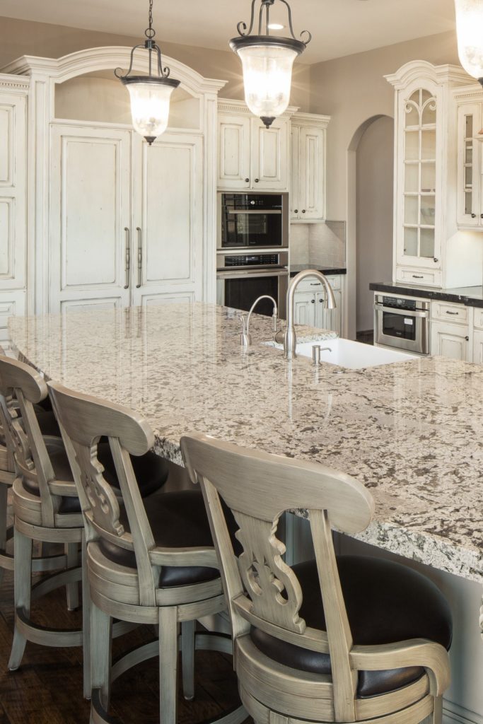 28+ Inspiring Granite Countertops With White Cabinets