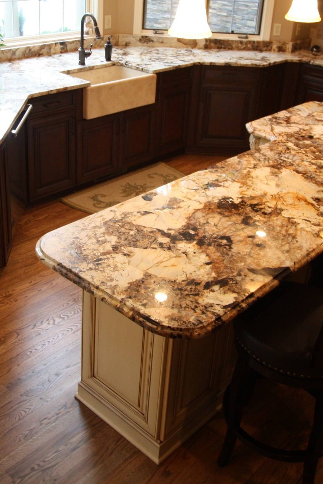 Splendor Gold Granite Countertop Dark Cabinet Hardwood Floor Farm Sink