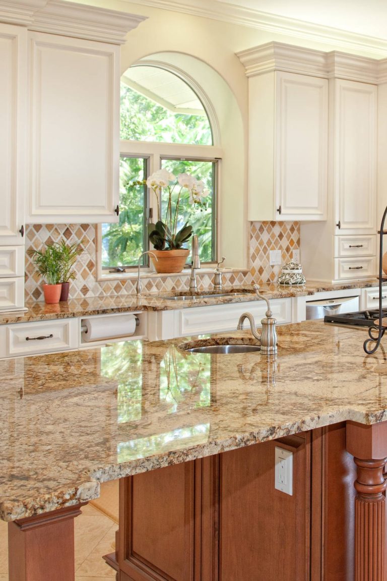 43+ Exciting Gold Color Granite Countertops Kitchen Ideas