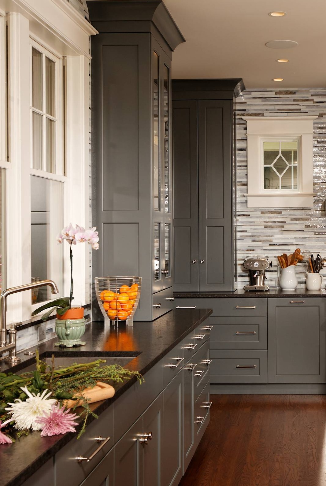 Dark Gray Kitchen Cabinets Mosaic Tile Backsplash Black White Quartz Countertops Dark Hardwood