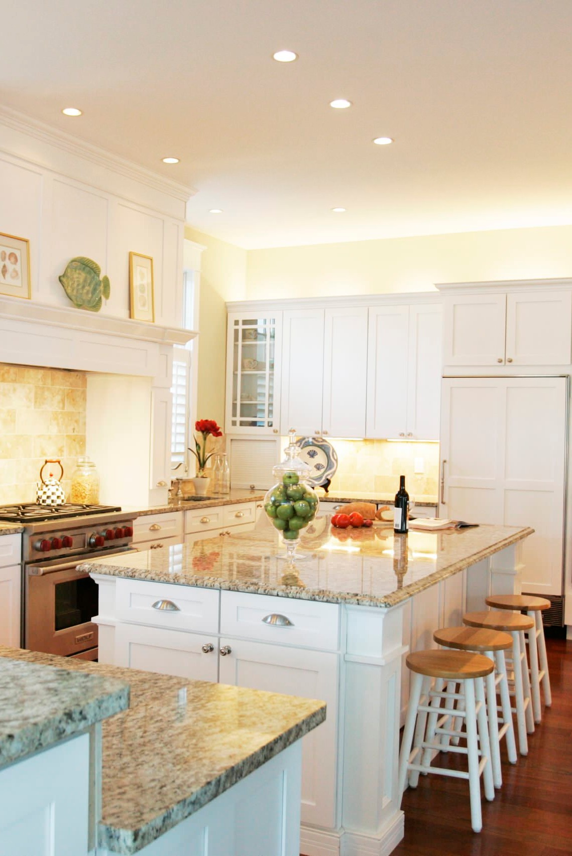 Giallo Fiesta Granite Countertops White Kitchen Cabinets Yellow Baksplash Dark Hardwood Floor