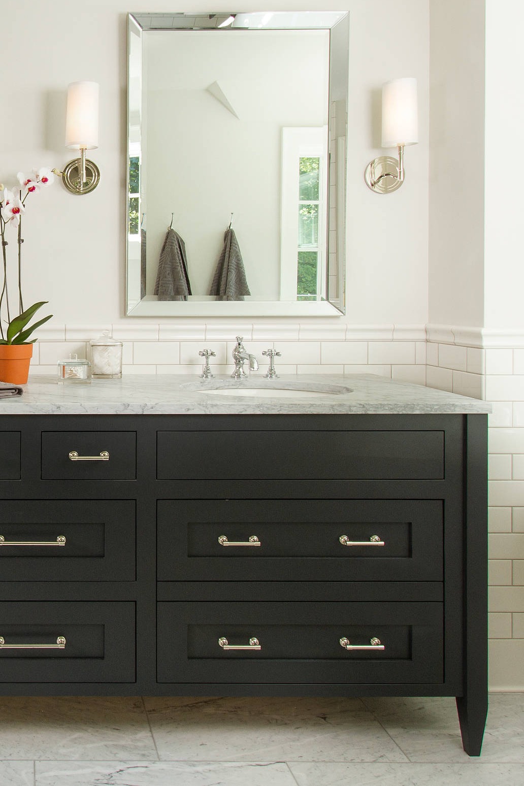 Black Shaker Bathroom Vanity Cabinet White Carrara Marble Countertop Floor Subway Backpslash Tile