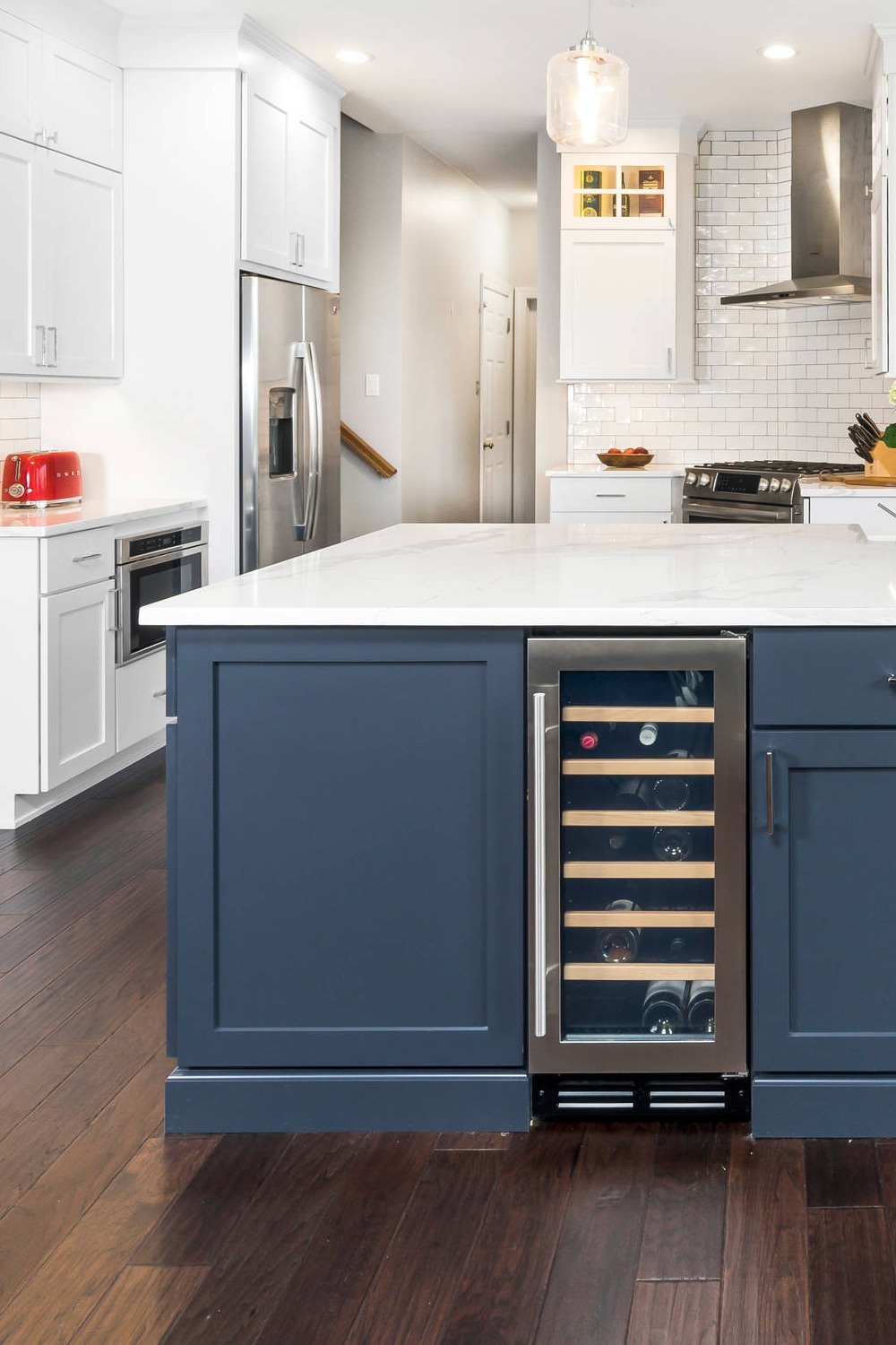 Blue Island White Kitchen Cabinets Maintenance Free Quartz Countertops Subway Backsplash Dark Floor