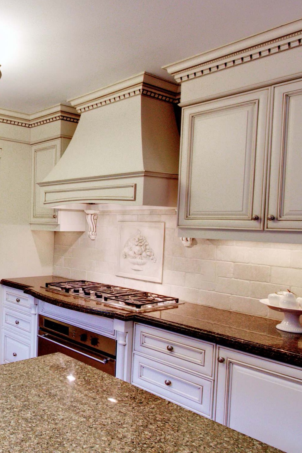Large Brick Style Cream Travertine Backsplash Glazed White Cabinets Brown Granite Countertops Hardwood