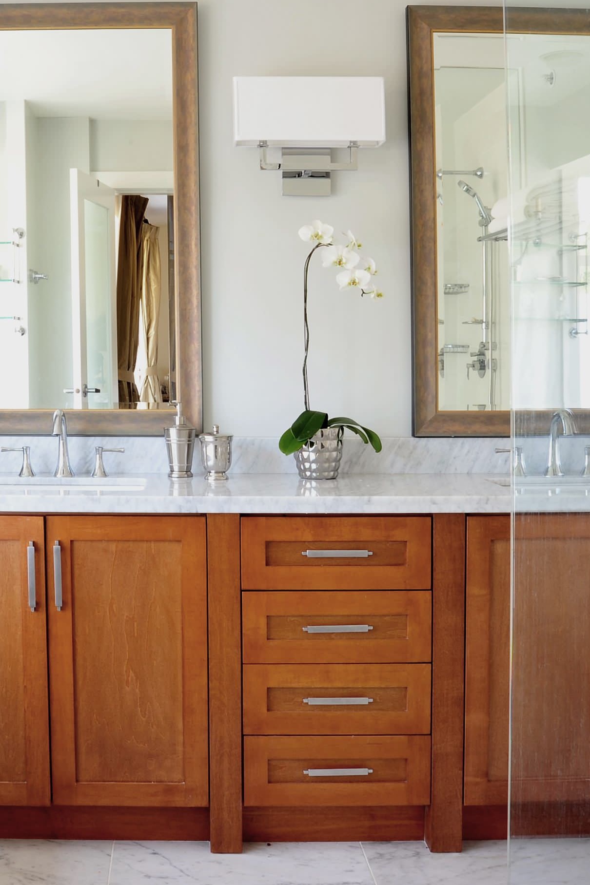 Oak Bathroom Vanity Cabinet