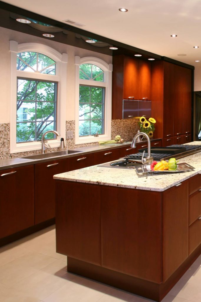 35+ Dark Cabinets With Light Countertops | CountertopsNews