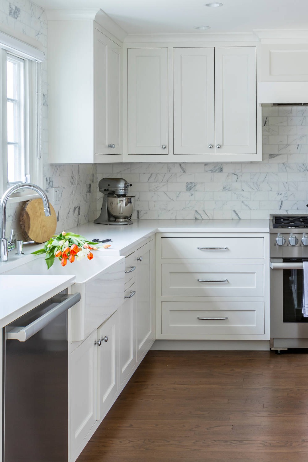 40 Elegant White Shaker Kitchen Cabinets Design Ideas