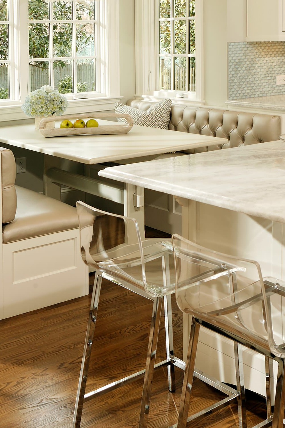 Eat In Kitchen Ideas Decor Seating Prep Dark Wooden Floor Quartzite Counters