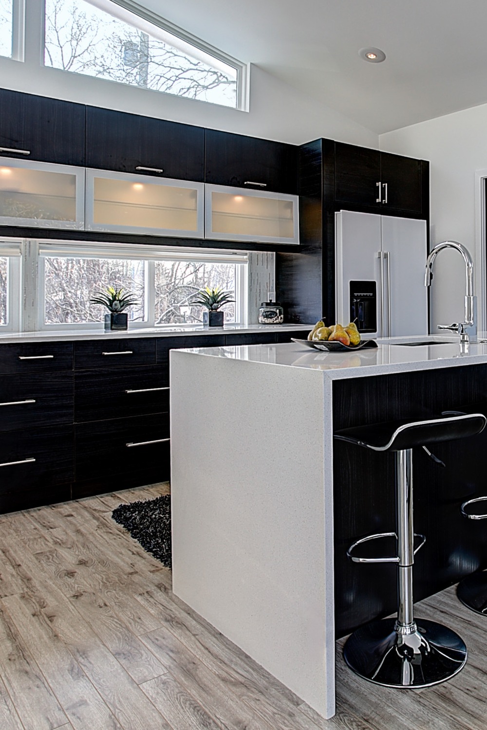 39+ Wonderful Kitchen Waterfall Edge Island Countertop