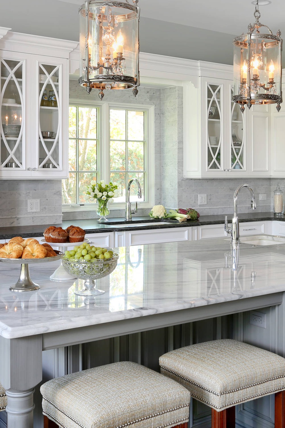 Love Suggest Add Search Create Style Eat In Kitchen Hardwood Floor Enginereed Stone Tops Marble Backsplash