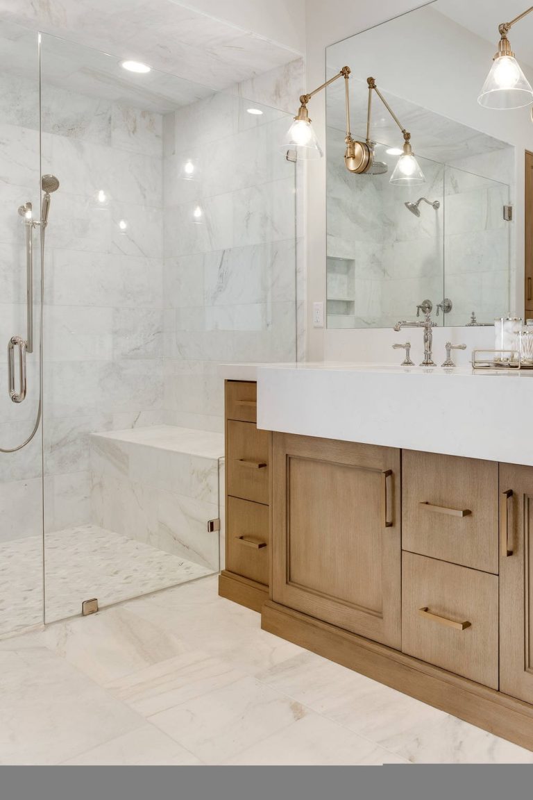 27+ Luxury Farmhouse & Apron Front Bathroom Sink Ideas