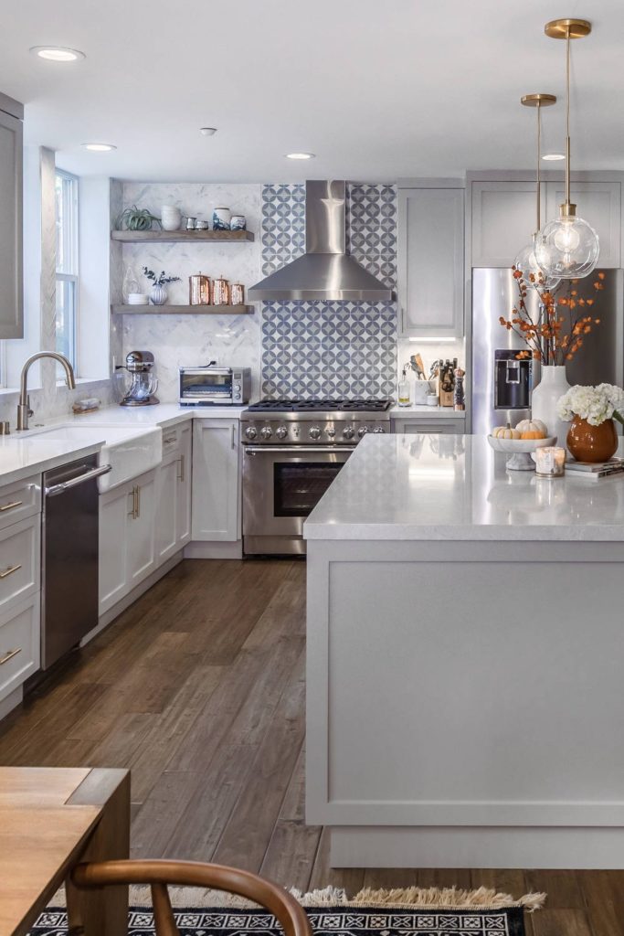 30+ Kitchens With Stainless Steel Appliances ( Styles & Trends)