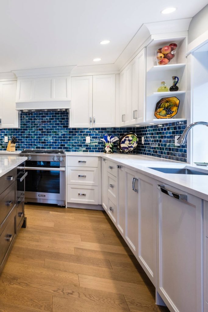 32+ Colorful Multicolored Backsplash Tiles For Kitchen