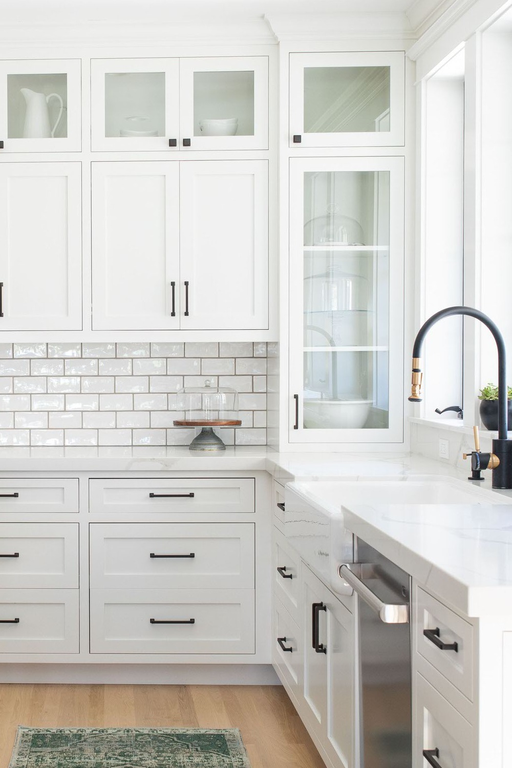 Kitchen Backsplash Ideas For White Subway Tiles Black Hardware Farmhouse Sink Tile Light Hardwood