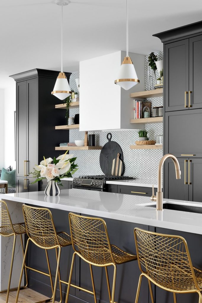 32+ Classy Black And Gold Kitchen Design Ideas