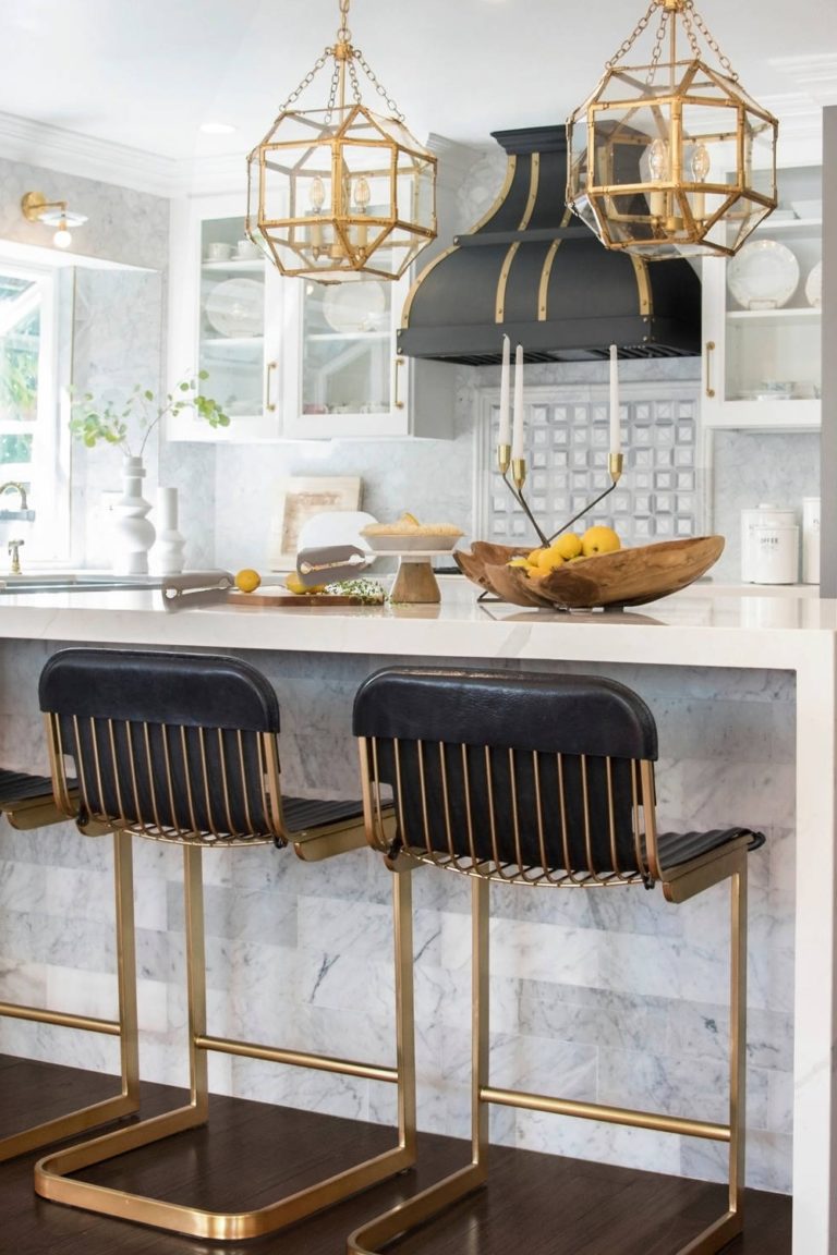 32+ Classy Black And Gold Kitchen Design Ideas