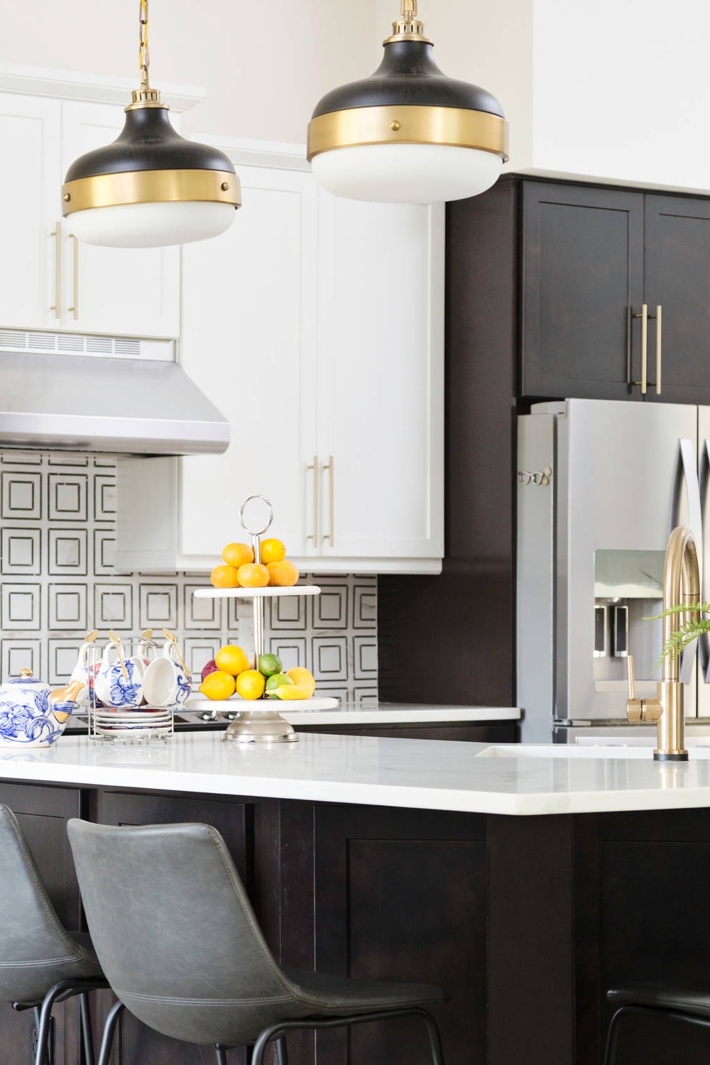 White Black And Gold Kitchen Wood Shaker Cabinets Pendant Lights