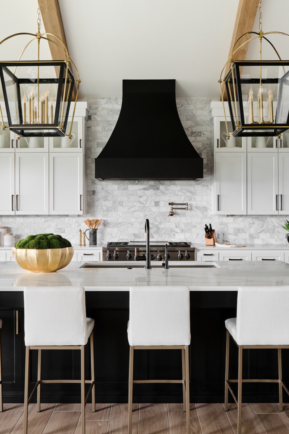 White Black And Gold Wood Ceiling Beams Island Pendants Kitchen Marble Backsplash
