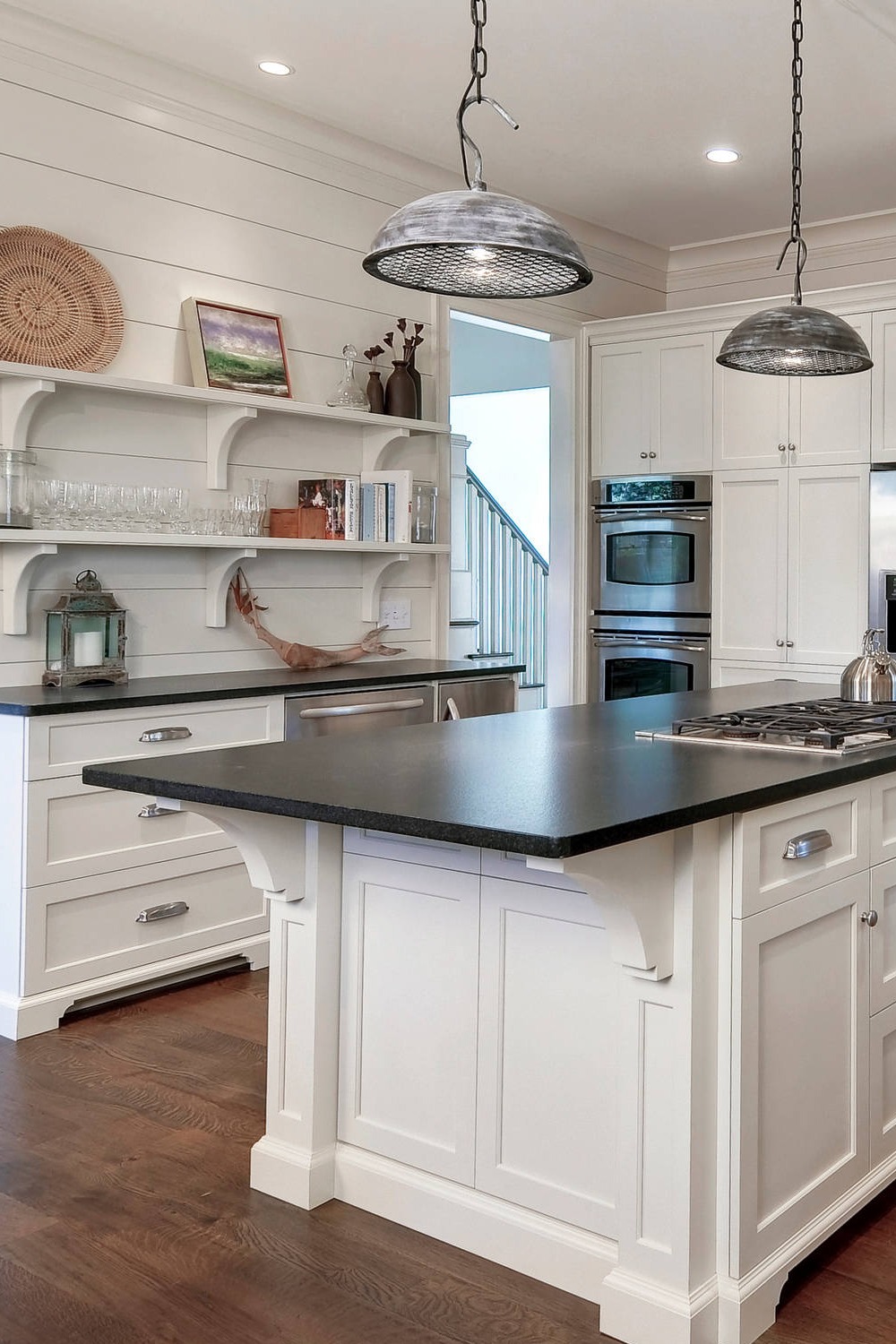White Shiplap Kitchen Backsplash Kitchen Cabinets Island Matte Leather Black Countertop Kitchen Design Ideas