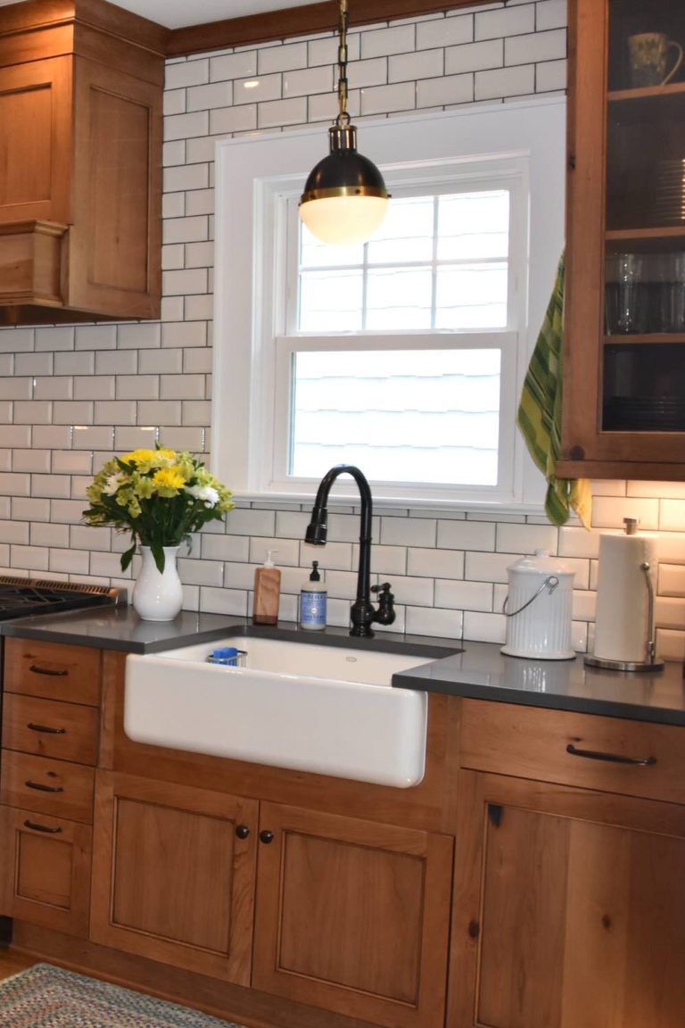 26+ Popular TwoTone Kitchen Faucet Ideas CountertopsNews