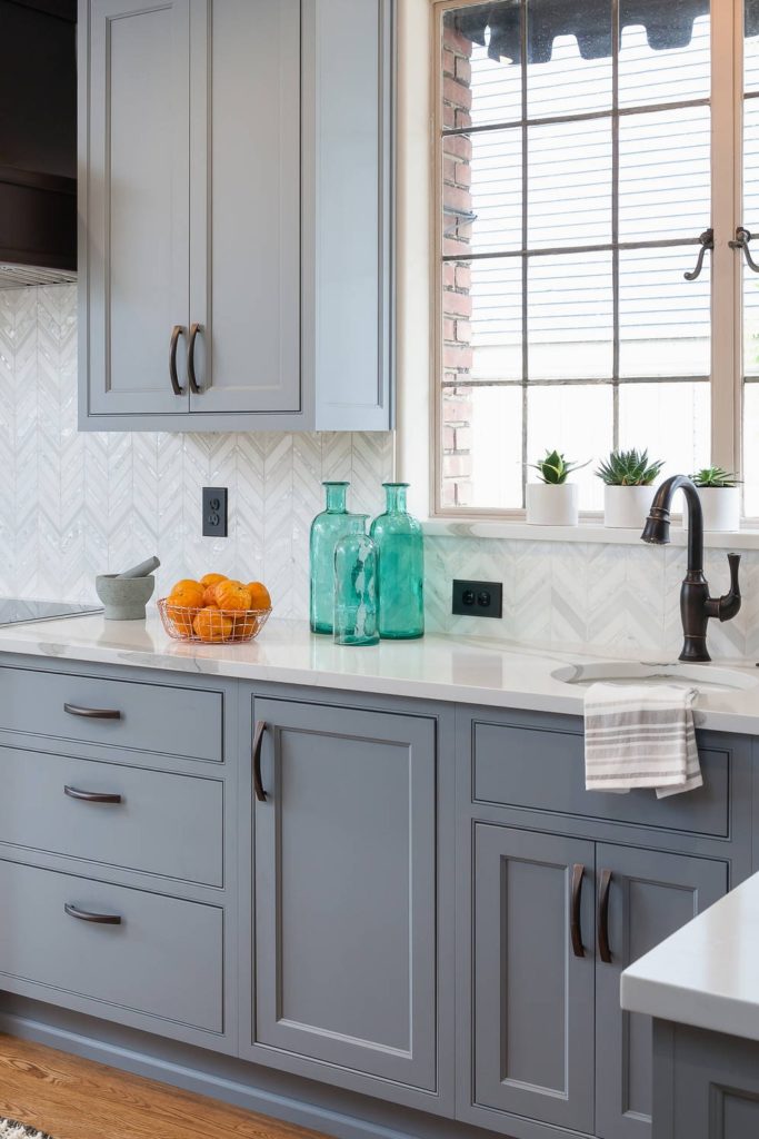 30 Stylish Chevron Kitchen Backsplash Ideas Countertopnews 4427