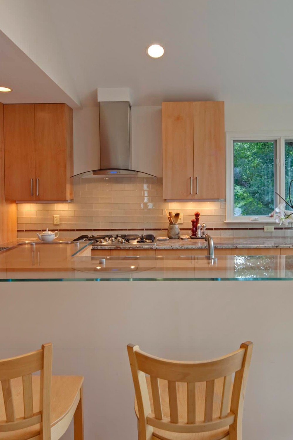 Glass Kitchen Countertops Recycled Glass Kitchen Countertops Wood Cabinets