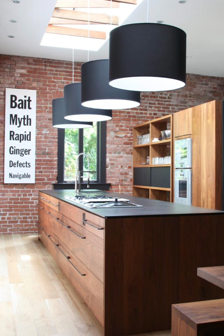 32+ Captivating Kitchen Skylight Over The Island Design Ideas