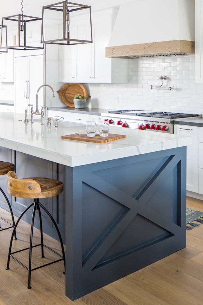30+ Desirable X Trim Kitchen Island Design | CountertopsNews