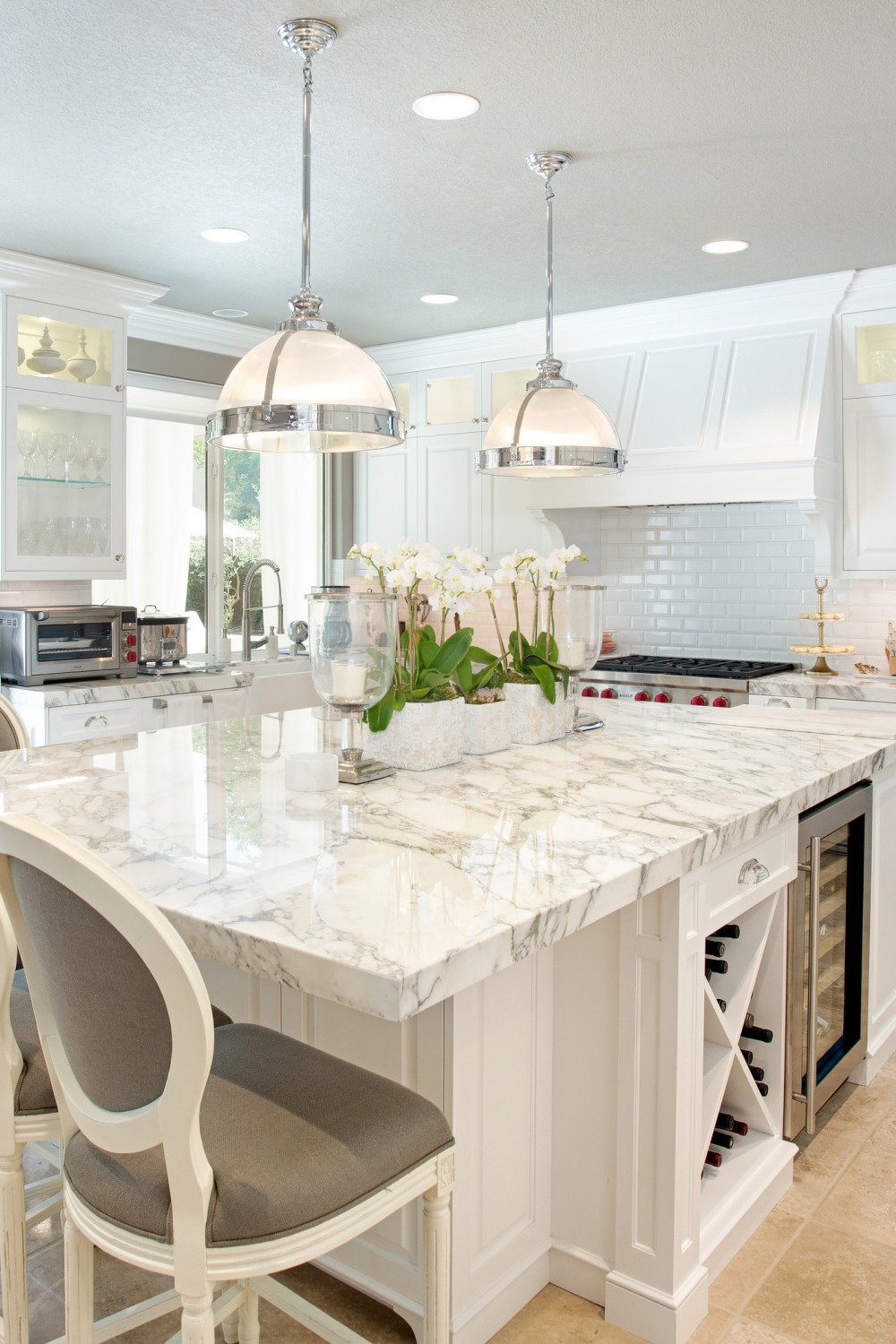 Backsplash With White Cabinets Kitchen Backsplash Travertine Floor Pendant Lights Calacatta Gold Marble Counters