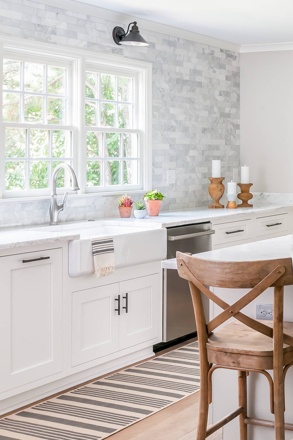 Black Marble Backsplash Modern Kitchen With Marble Tile Farmhouse Sink Create