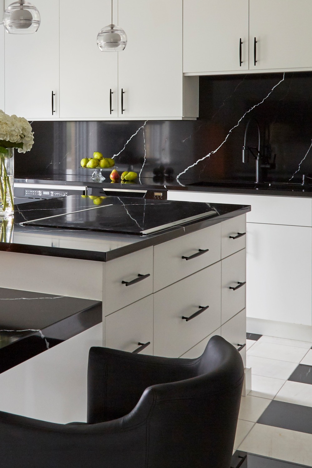 Contemporary Kitchen Design Black Quartz Countertops Soft Cloth Natural Stones White Cabinetry Pure Black Most People Perfect Choice