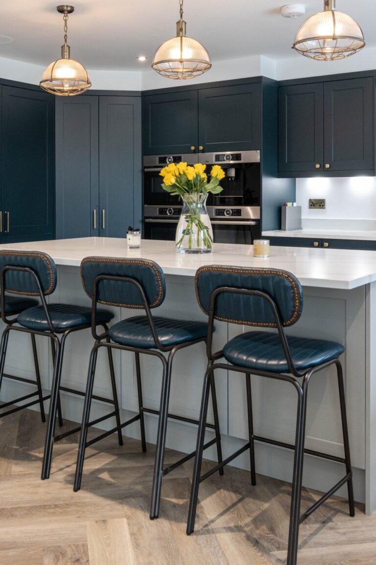 24+ Painted Kitchen Ideas To Inspire Homeowners