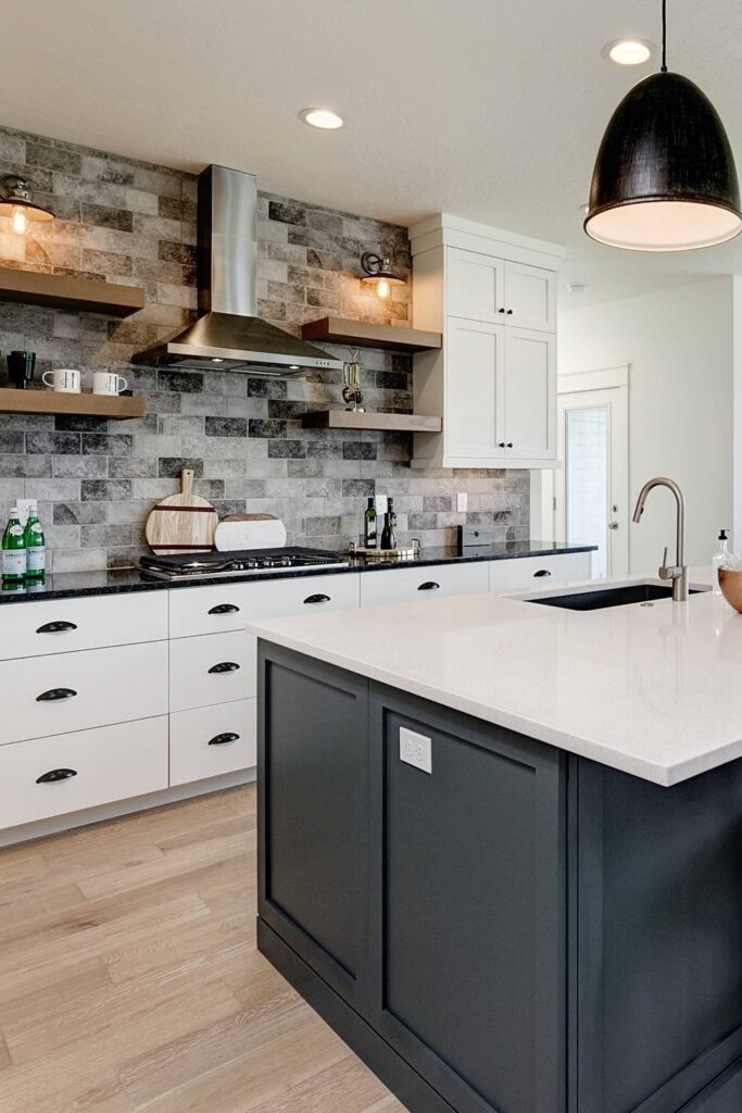 25+ Design Ideas With White Cabinets In The Kitchen