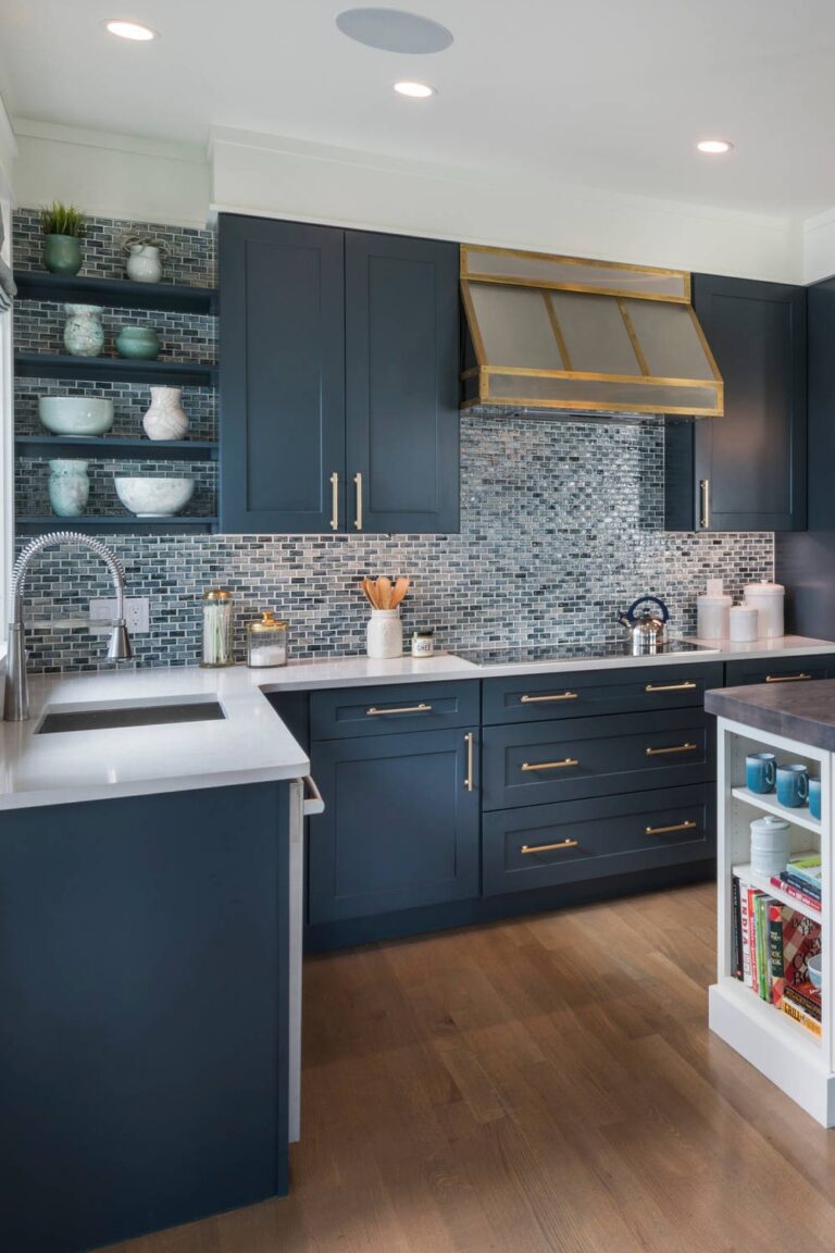 26+ Trendy Gray Quartz Kitchen Countertops Design Ideas