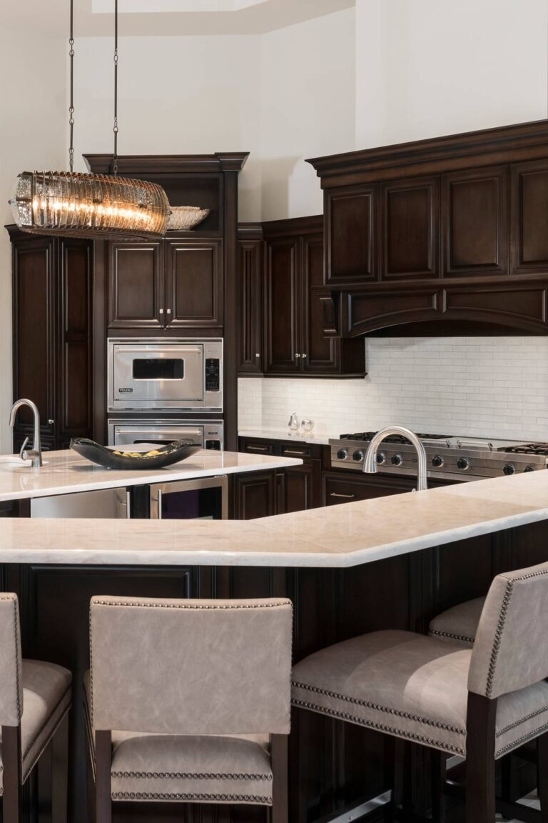24+ High End Brown Cabinets With White Countertops