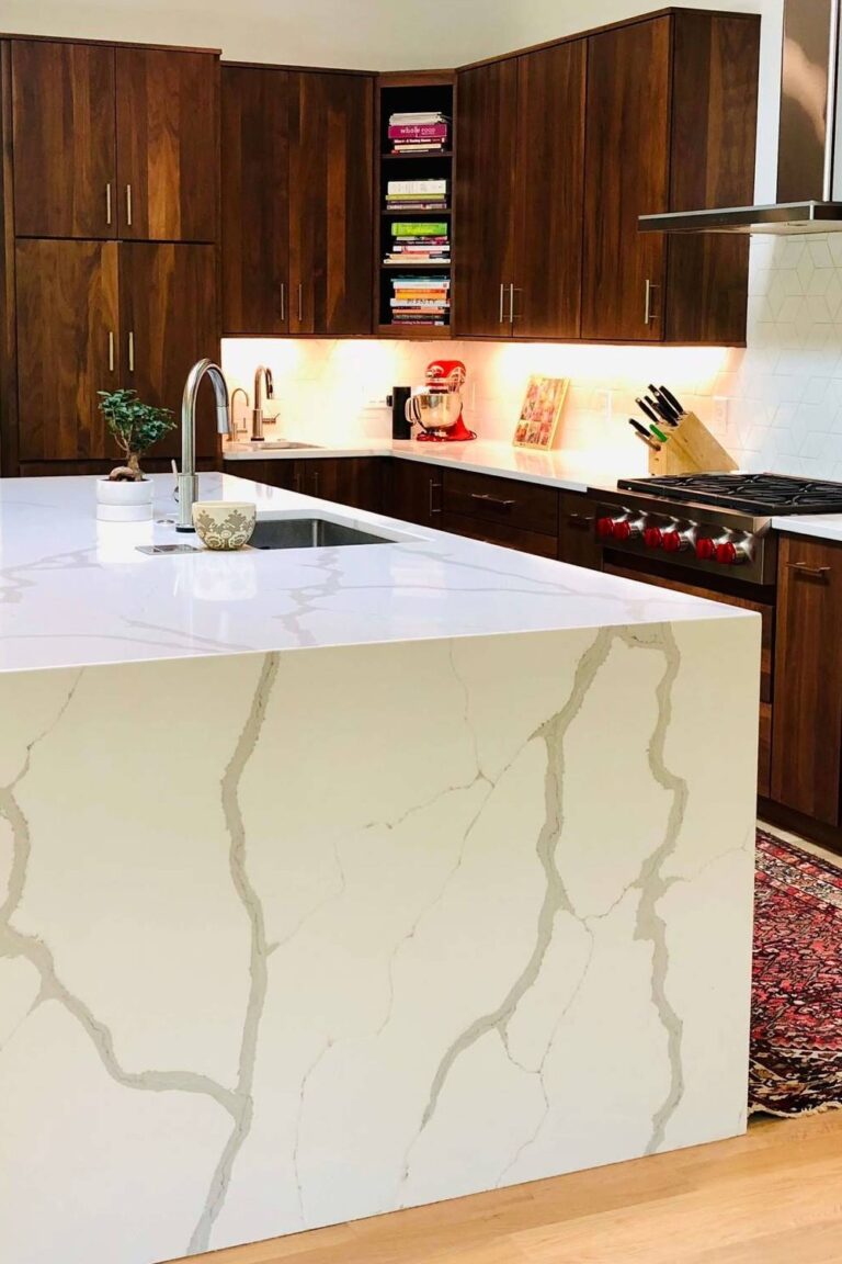 24+ High End Brown Cabinets With White Countertops