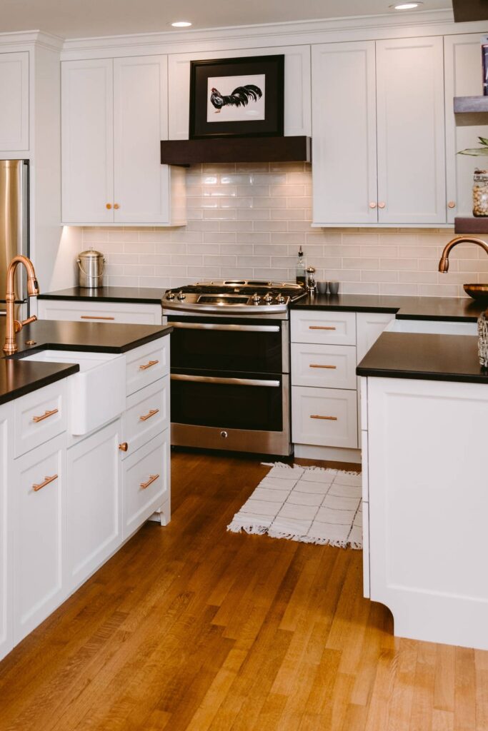24 White Cabinets With Black Countertops | CountertopsNews
