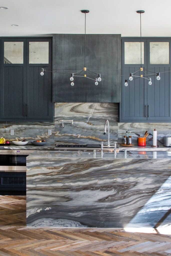 24+ Dark Gray Kitchen Cabinets-Stylish & Trendy