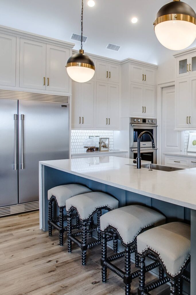 26+ Flooring Ideas For White Kitchen | CountertopsNews.com
