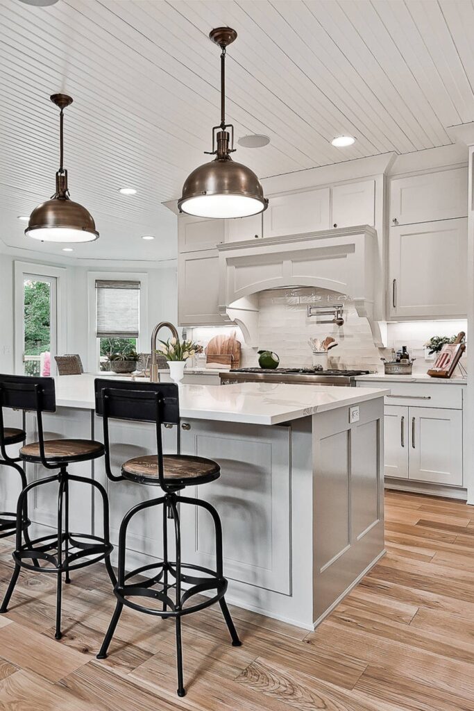 25+ Latest White Kitchen Cabinet Styles To Inspire You