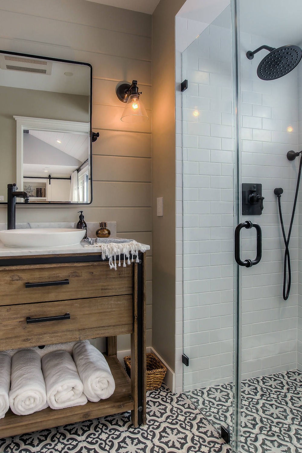 Vanity Bathtub Bathroom Remodel Bathroom Design Re Bath Tub Shower Toilet Sink Tile Wall